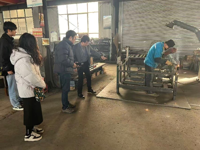 South African Client's Representative Visits Our Cutting and Printing Equipment, Giving High Praise